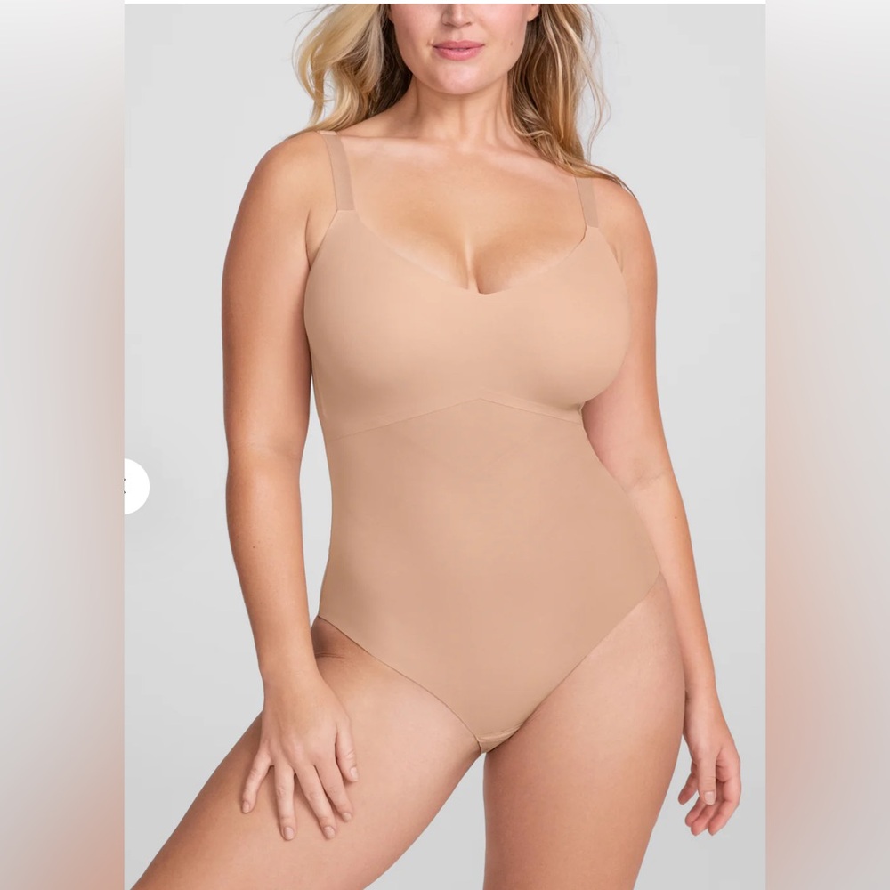 Honeylove Cami Bodysuit Shapewear  in Sand , size 1X